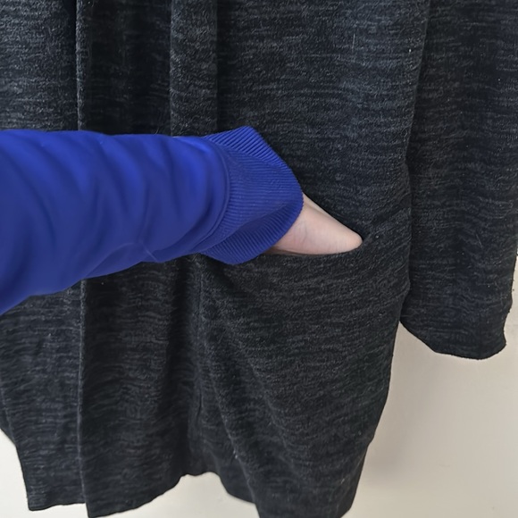 Roots cardigan - Picture 2 of 5